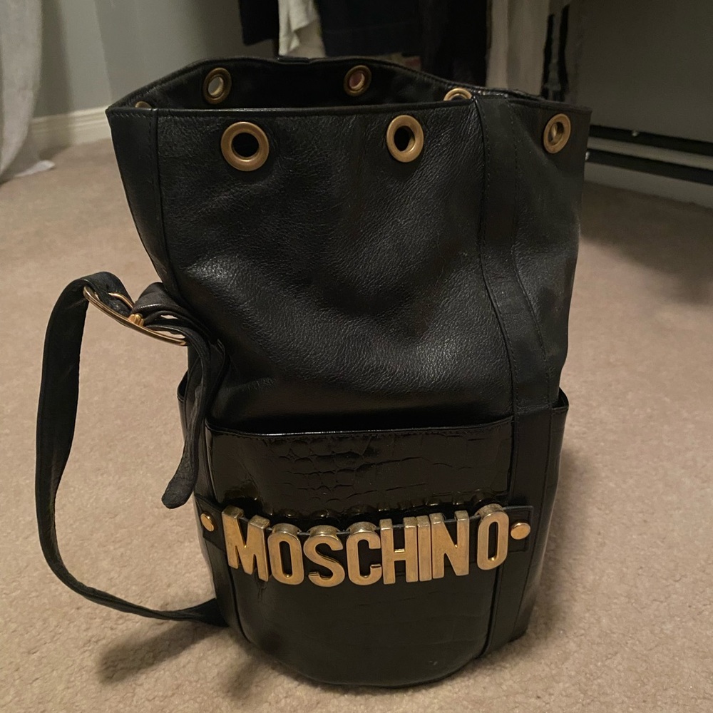 Moschino Black Bucketbag with Gold Hardware and Textured Leather